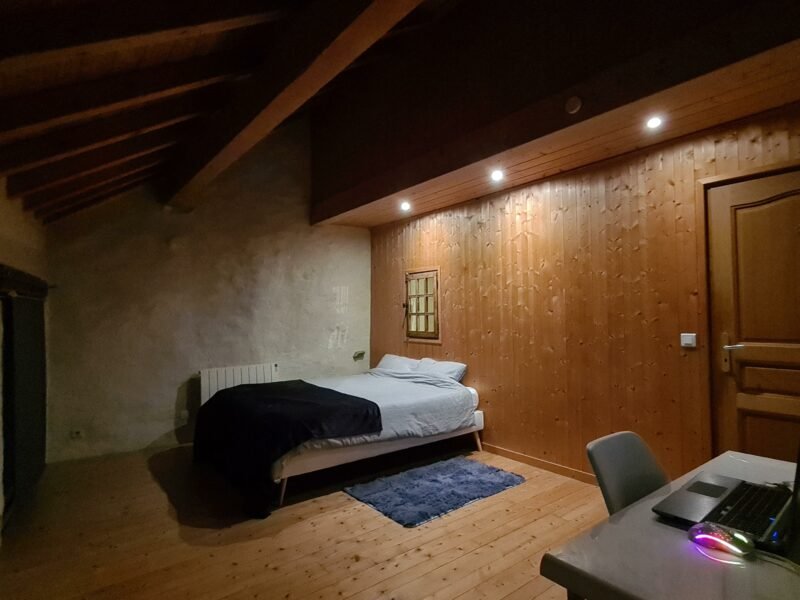 Maison de Village a Chevrier