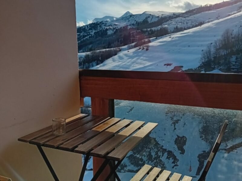 studio dernier étage balcon sud avec vue - Le Corbier Les Sybelles 1560m