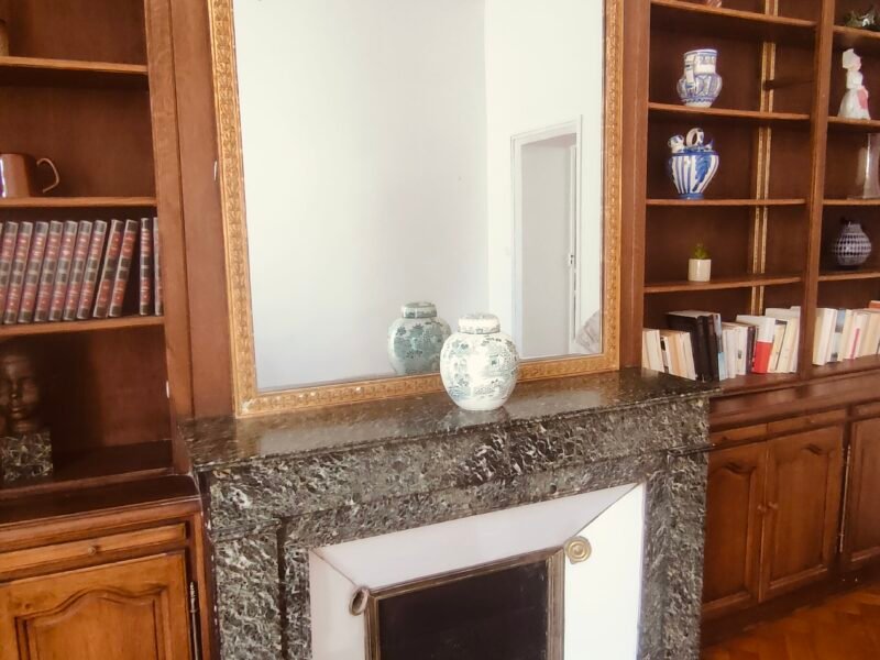 Appartement 2 chambres au cœur de Nîmes : Élégance et confort absolu !