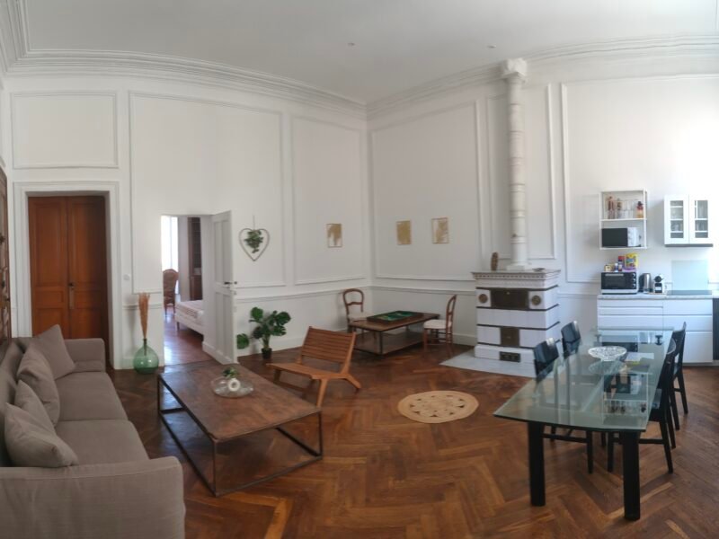 Appartement 2 chambres au cœur de Nîmes : Élégance et confort absolu !