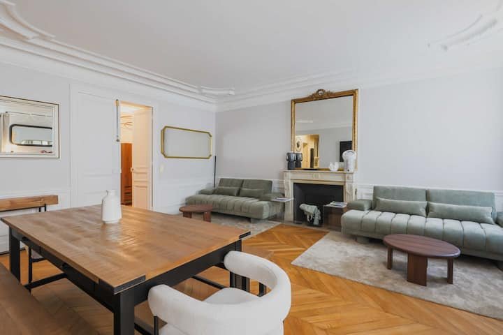 5 pièces meublé Paris 8e