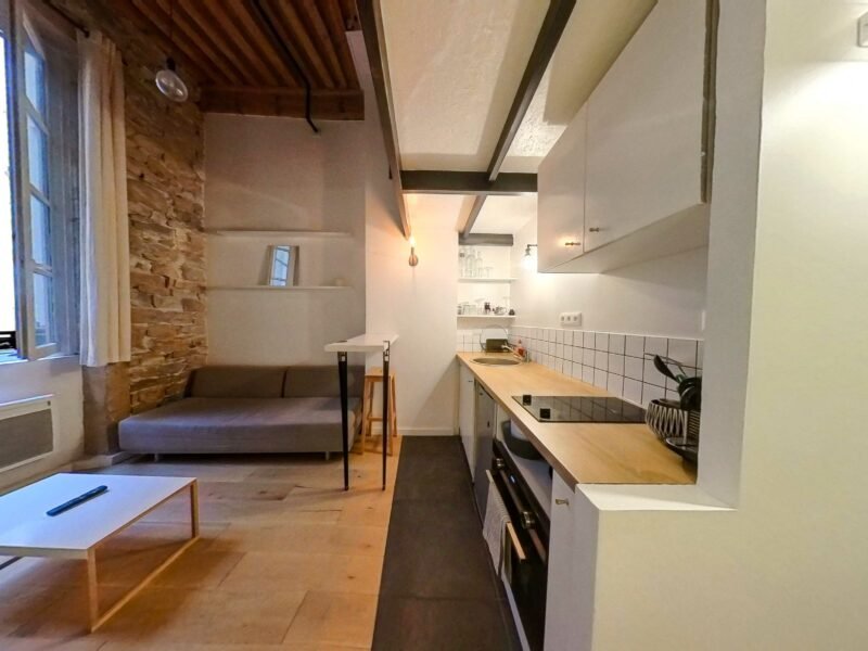 Chambre équipée colocation - Lyon 2ème arrondissement