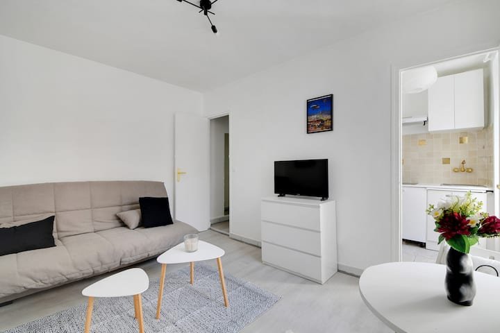 Studio meublé - Paris 11e