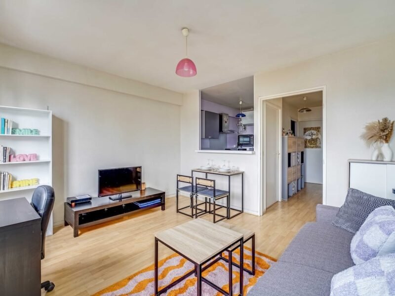 Studio Courbevoie La Défense