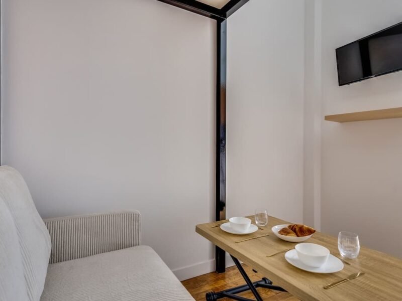 Studio Paris 16ème arrondissement Bois de Boulogne