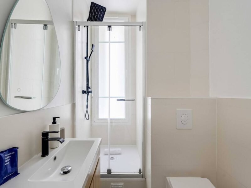 Studio Paris 17ème arrondissement Arc de Triomphe