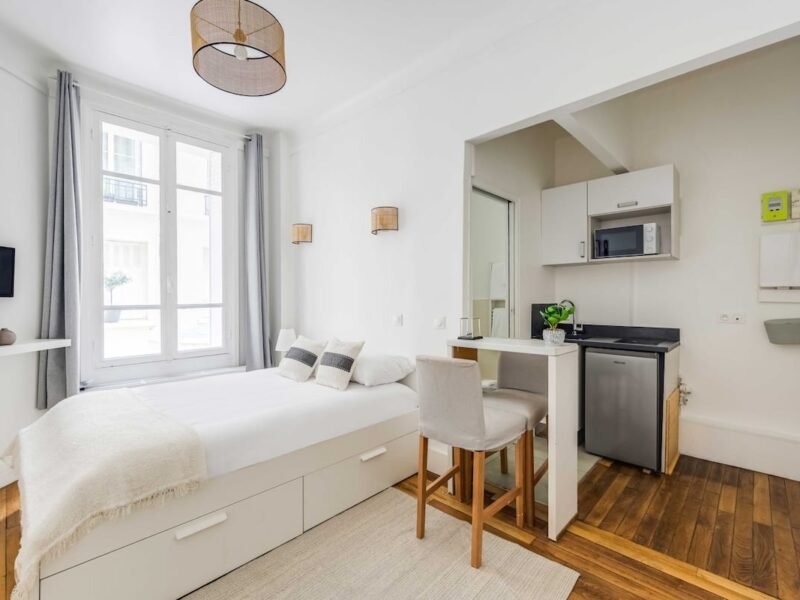 Studio Paris 17ème arrondissement Arc de Triomphe