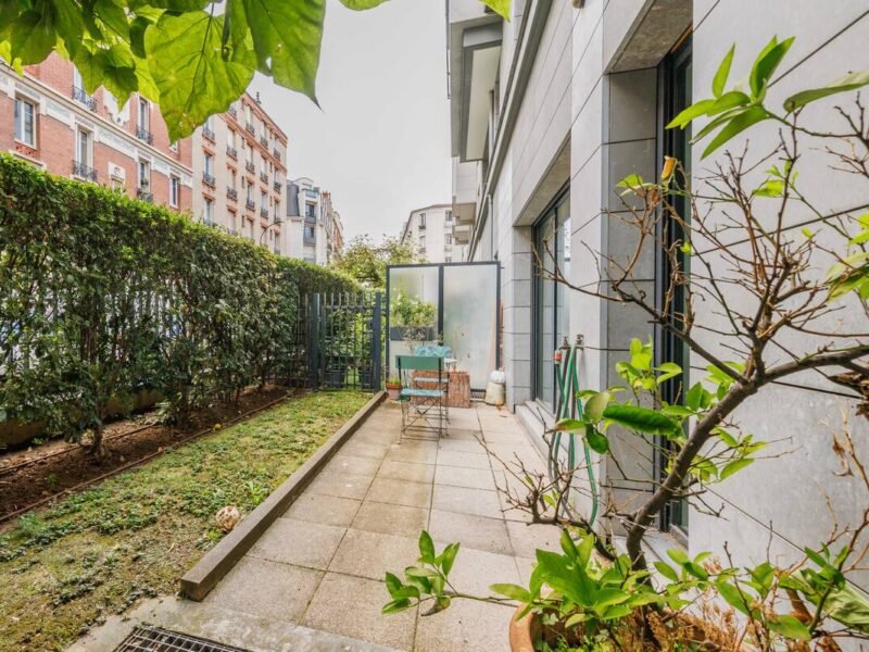 T2 Clichy Mairie