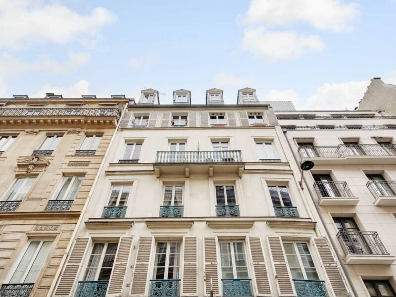 T2 Paris 8ème arrondissement Champs Elysées